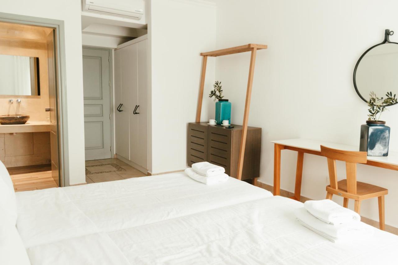 Astro Palace Hotel & Suites Фіра Екстер'єр фото
